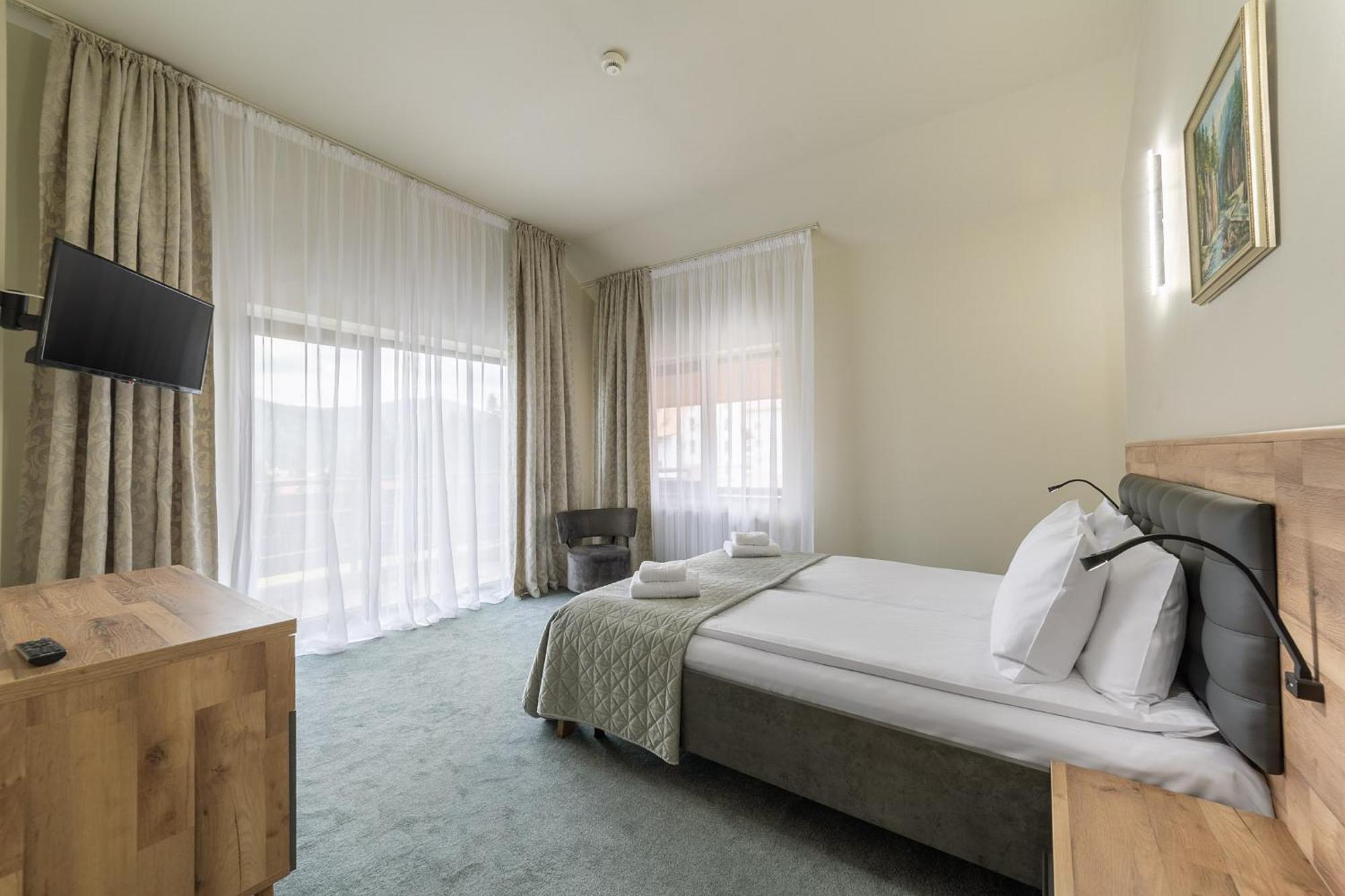 Hotel Hera Predeál Kültér fotó