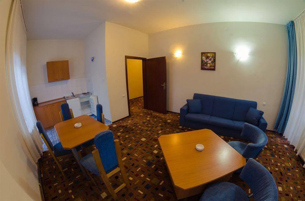 Hotel Hera Predeál Kültér fotó
