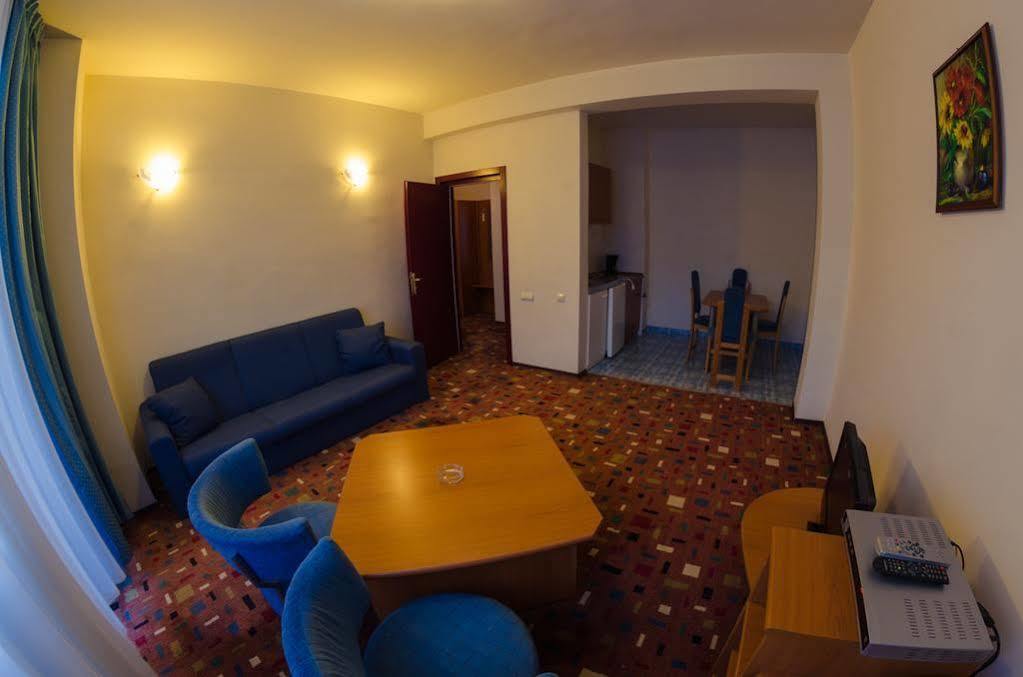 Hotel Hera Predeál Kültér fotó