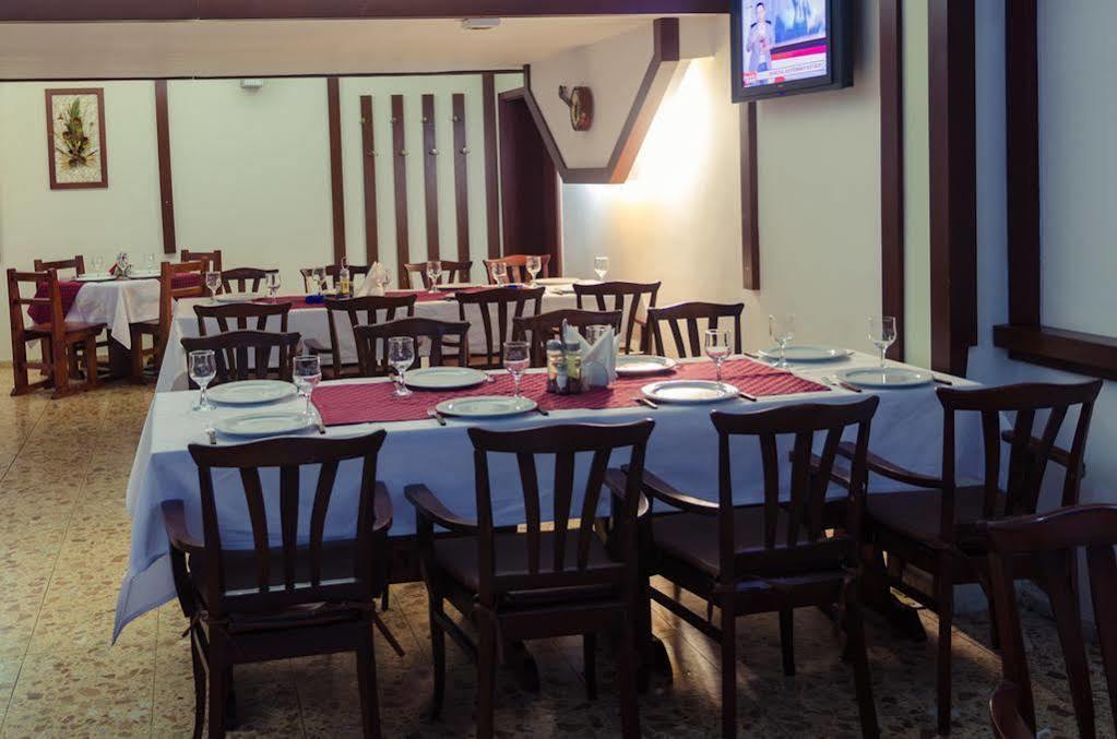 Hotel Hera Predeál Kültér fotó